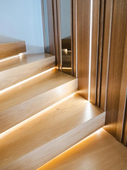 Ступени от Nani - изящные и элегантные 25