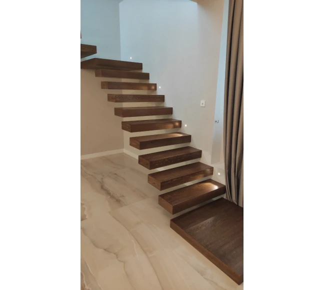 Trepte din parchet stratificat 1 photo2