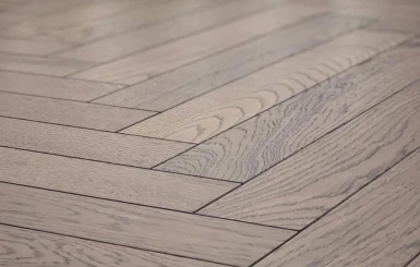 Паркет Herringbone — это не просто тренд, а настоящее заявление стиля